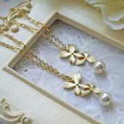 Matte Gold Orchid And Pearl Pendant Necklace. Modern. Elegant